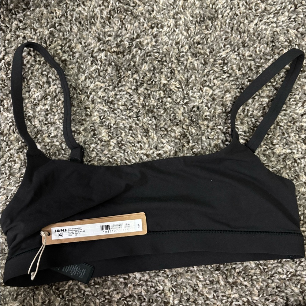 SKIMS Scoop Bralette (Onyx)